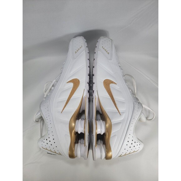 Nike Shox R4 Metallic Gold White (BV1111-100) Men\'s Size 11 US 2022 RARE main image 9